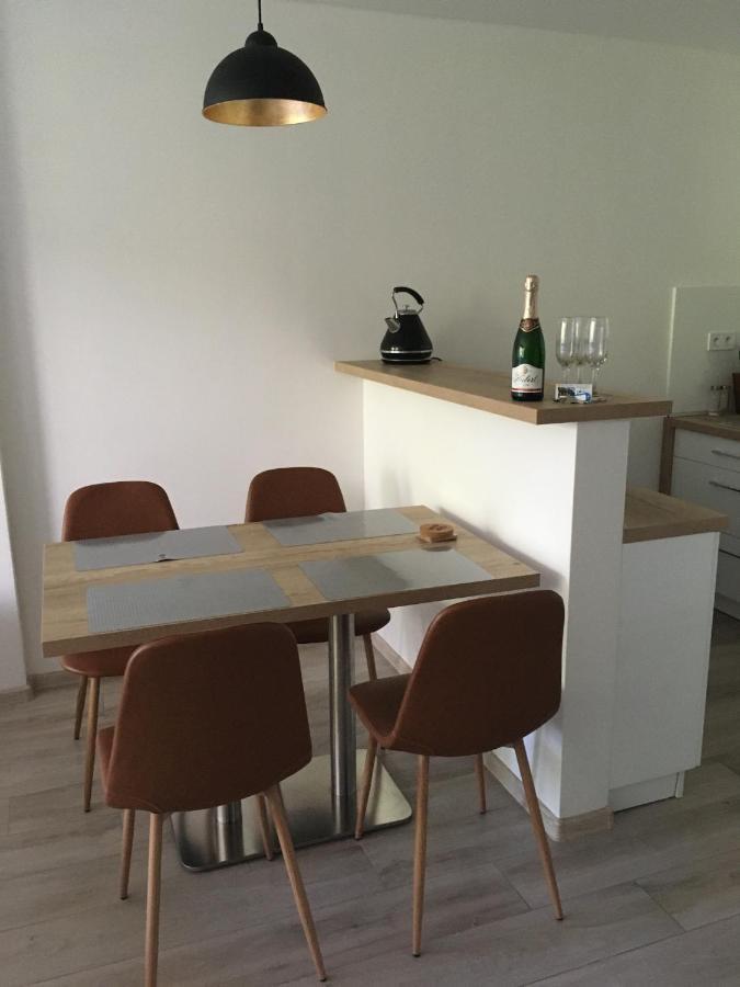 Rezidencia Amelia - Apartman Sofia บาร์เดโยว์สเค คูเปเล ภายนอก รูปภาพ